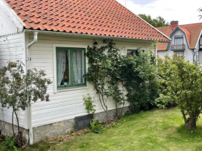 Central Close to beach and tennis in Båstad